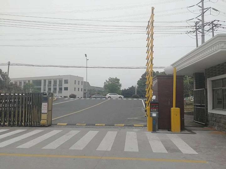 工廠車牌識別系統(tǒng)率低怎么解決？