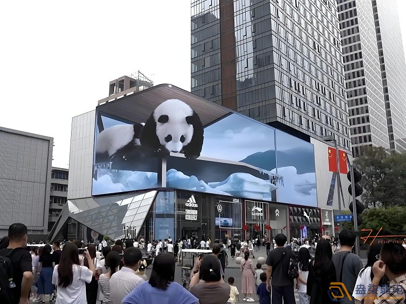 戶外裸眼3D大屏的p值由什么決定？
